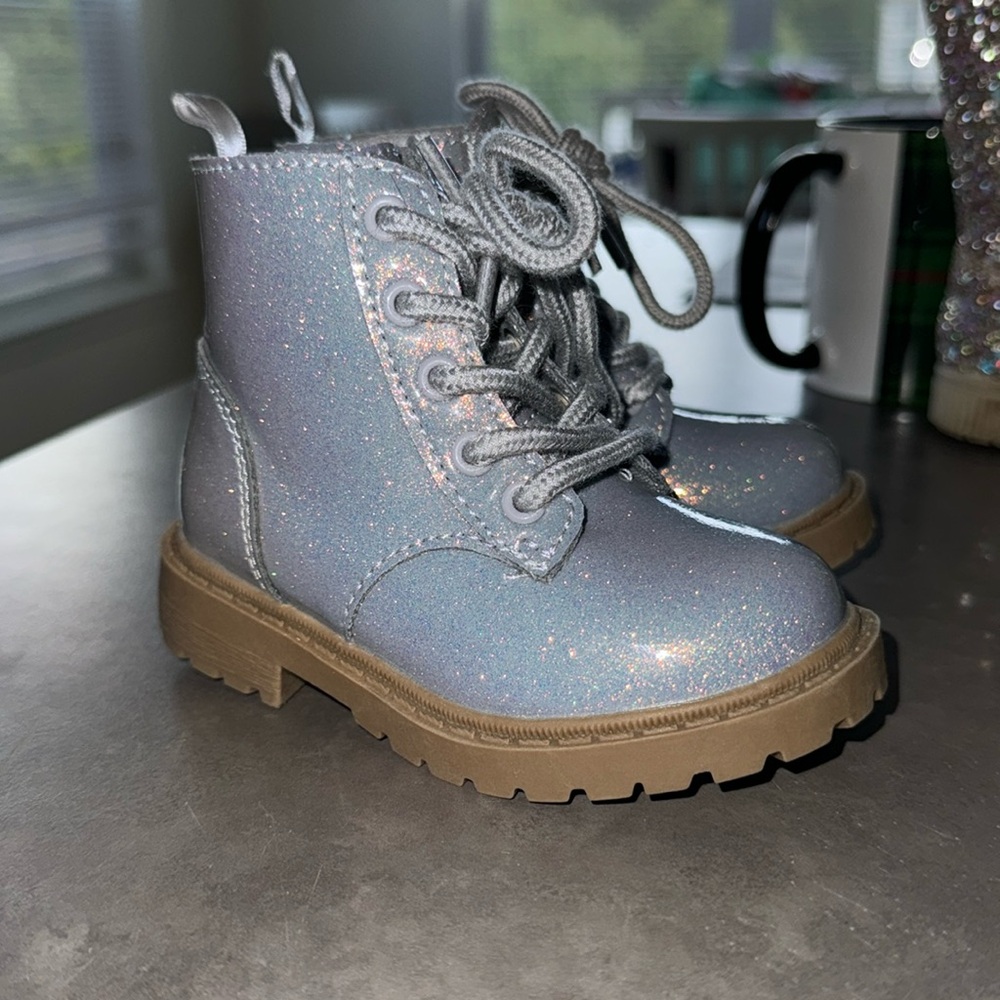 Toddler size 5 sparkly boots